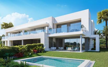 Exterior view of Single-family semi-detached for sale in Marbella  with Air Conditioner, Terrace and Swimming Pool