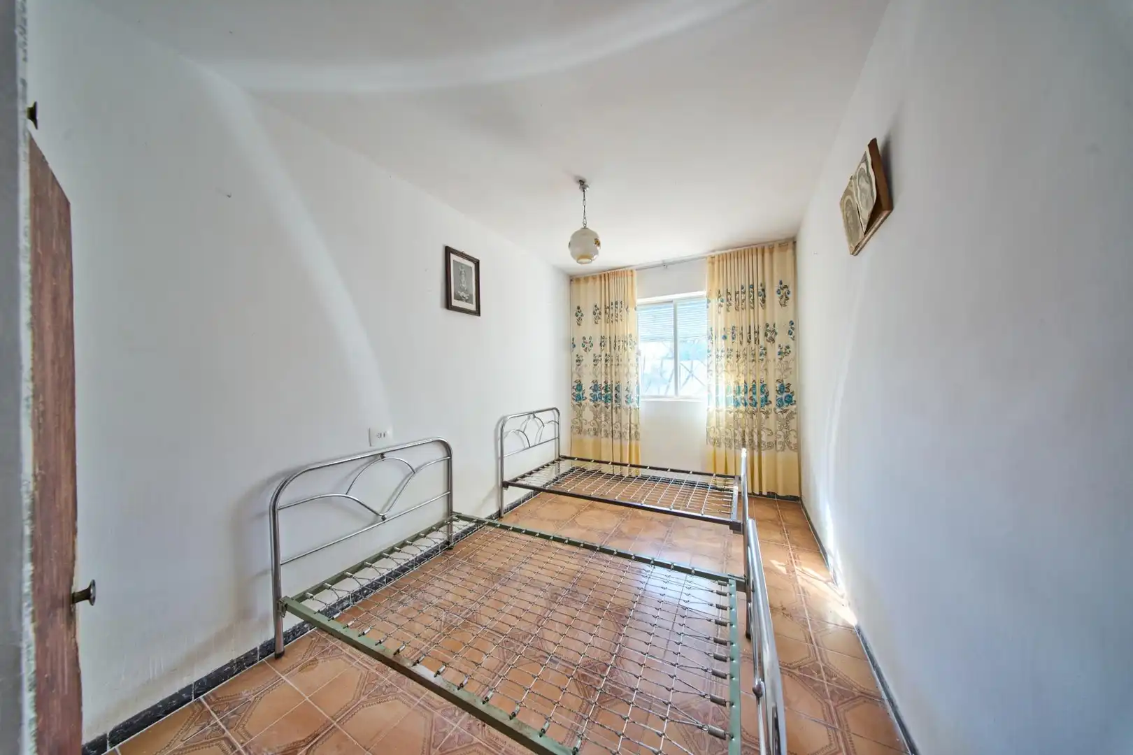 Habitación de Casa o chalet en venta en Cúllar con Calefacción, Jardín privado y Terraza