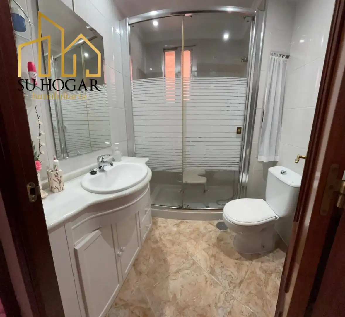 Bathroom of Flat for sale in Rota