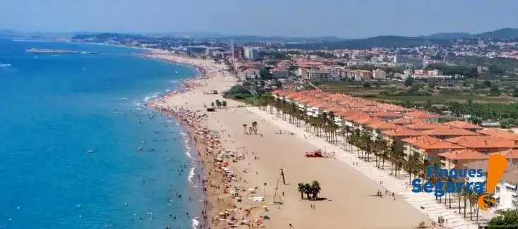 Vista exterior de Pis en venda en El Vendrell amb Calefacció, Terrassa i Piscina comunitària