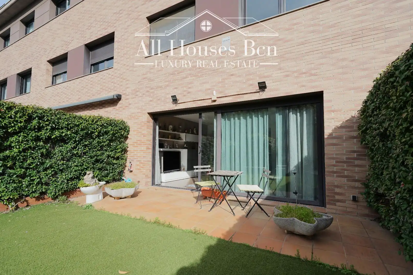 Terrace of Detached homes for sale in Sant Quirze del Vallès  with Air Conditioner, Heating and Private garden
