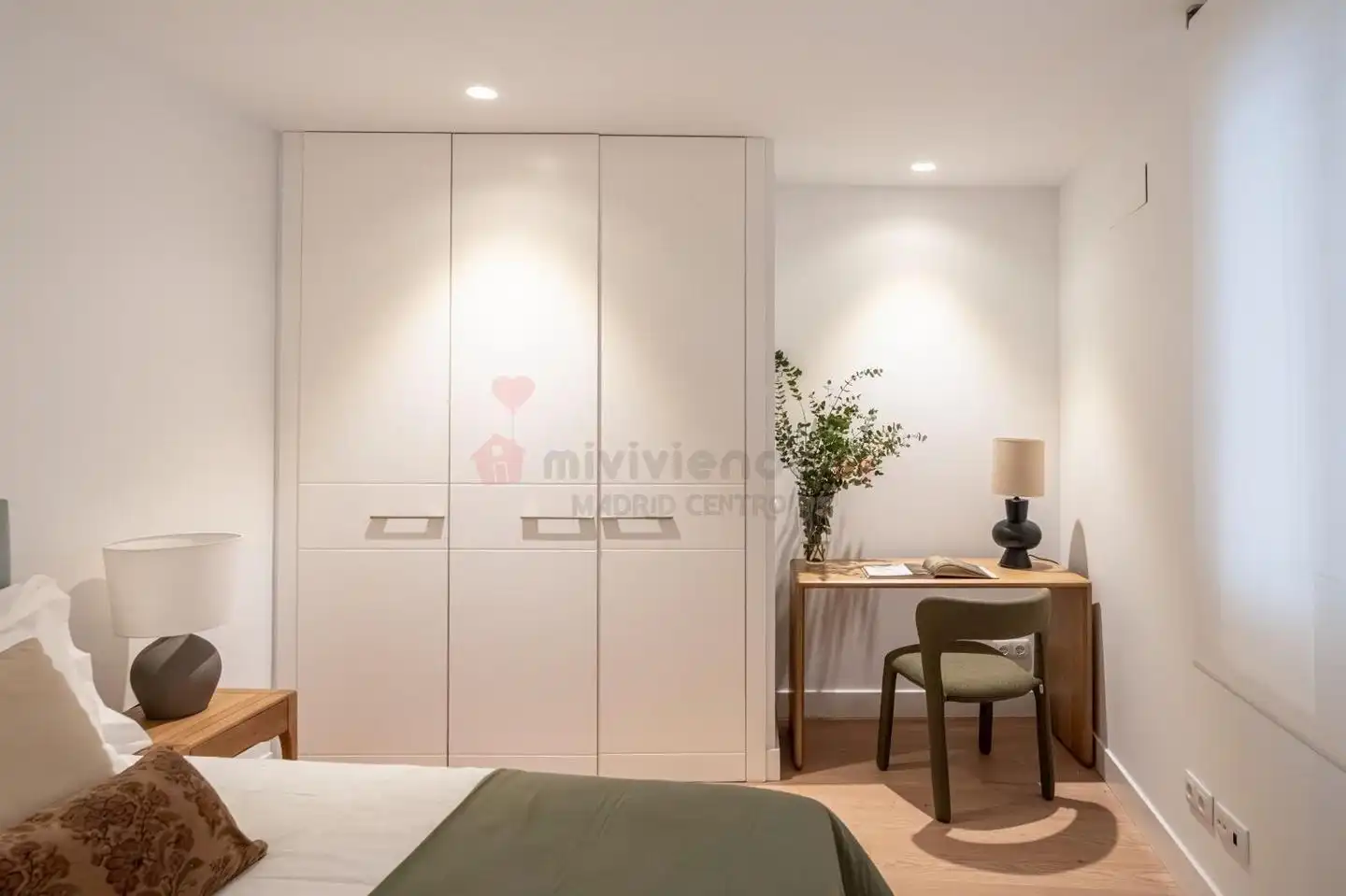 Piso con terraza en venta en Calle de Pérez Galdós, imagen 28