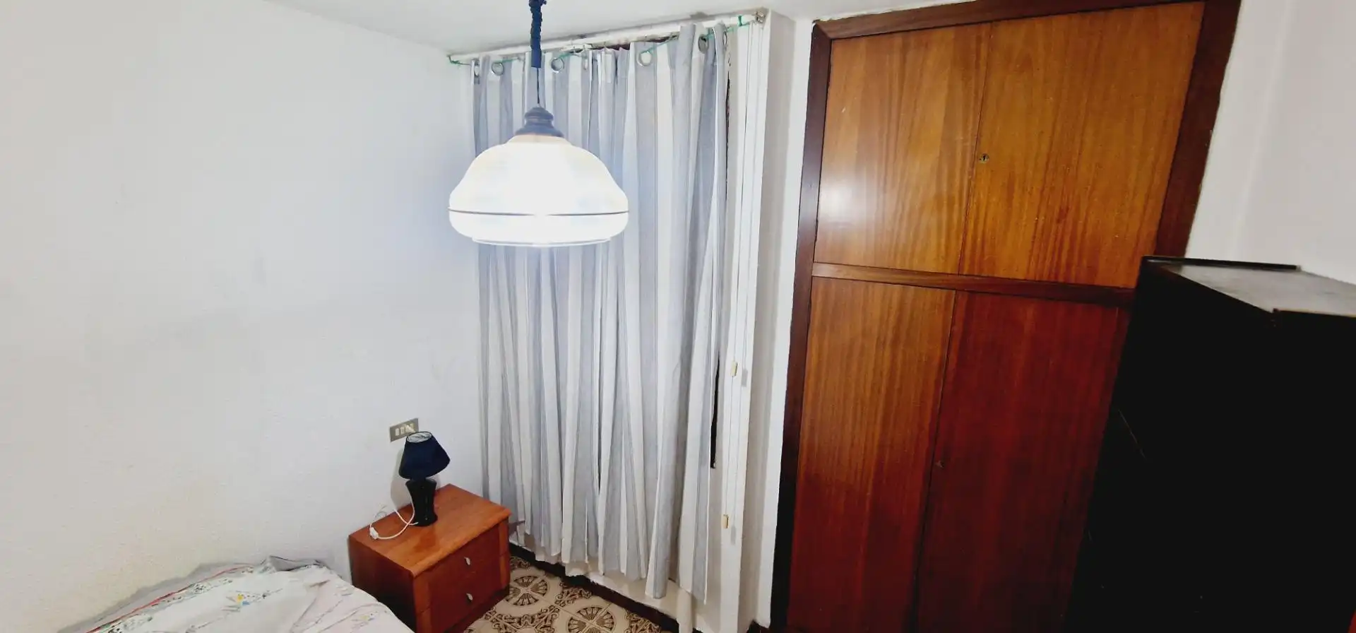Buildings for sale in Ensanche - Parque del Oeste