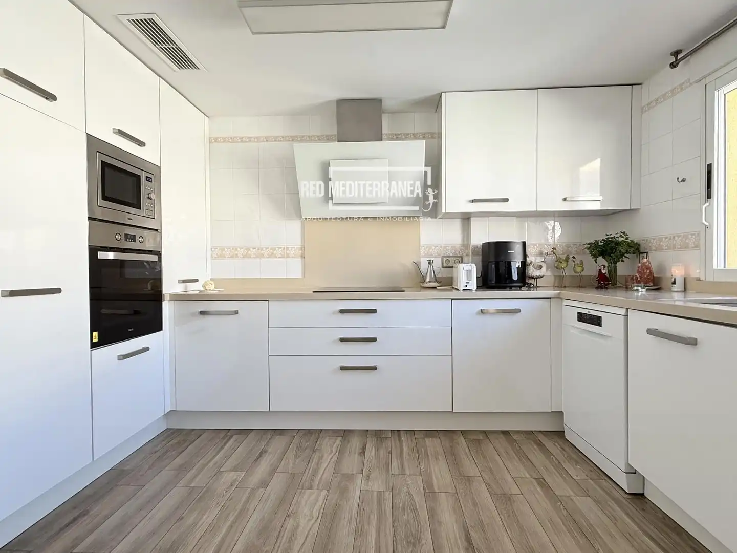 Cocina de Casa adosada en venta en Daimús con Aire acondicionado, Calefacción y Jardín privado