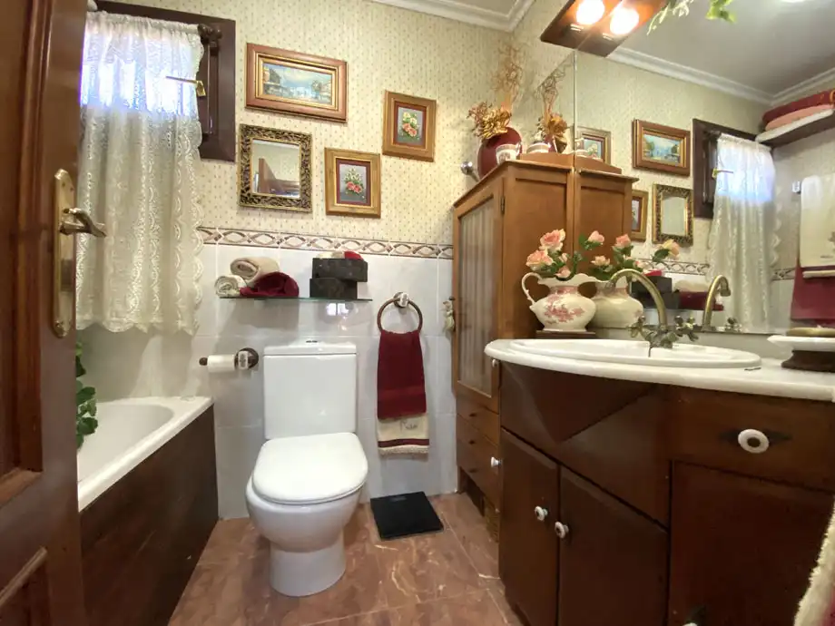 Baño de Casa o chalet en venta en Alegría-Dulantzi con Calefacción, Jardín privado y Parquet