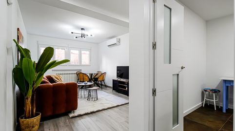 Foto 2 de Piso en venta en Calle de Ajofrín, 18, Amposta, Madrid Capital