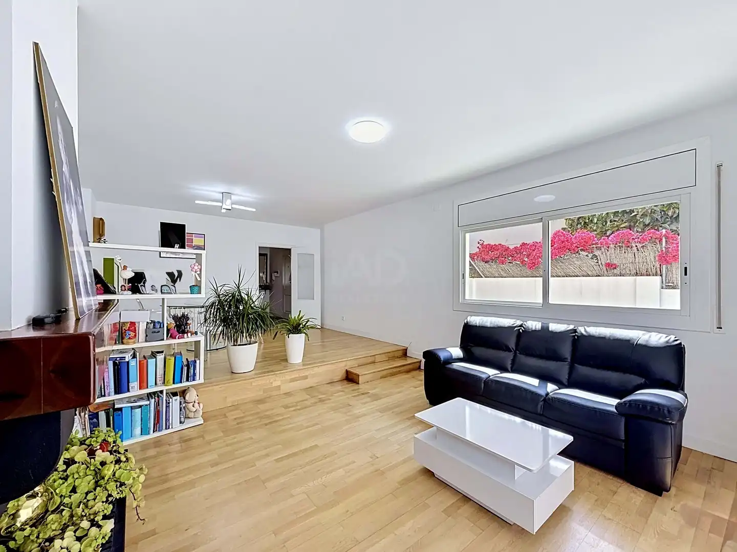 Living room of Houses for sale in Sant Pere de Ribes  with Air Conditioner, Heating and Terrace