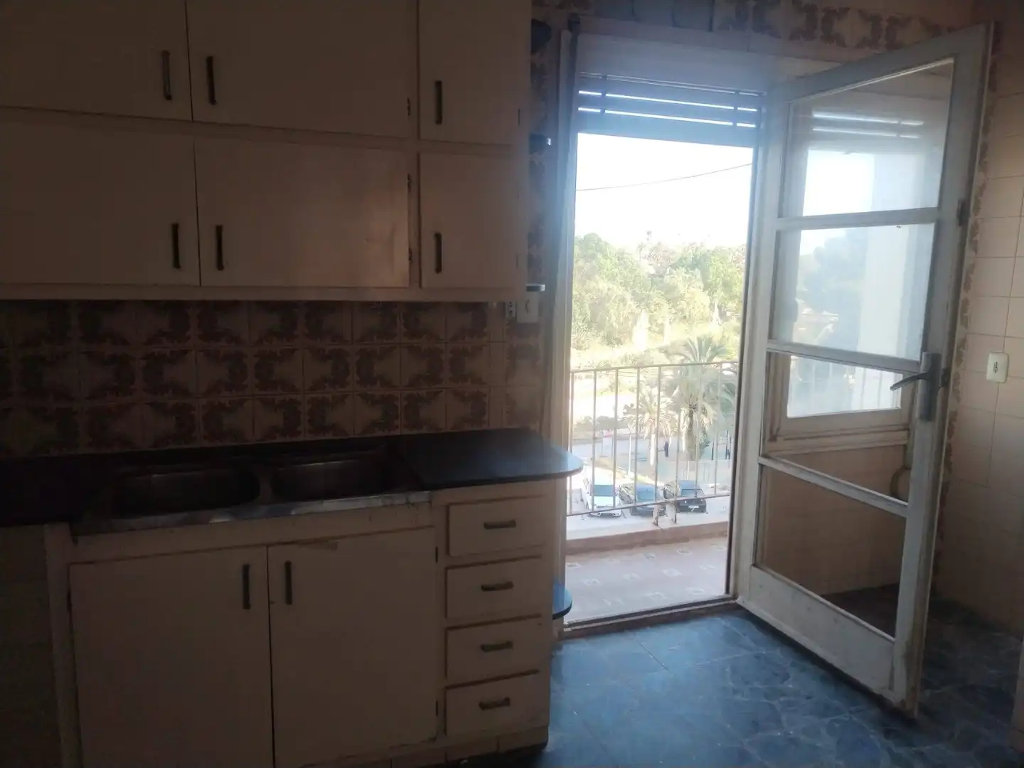 Kitchen of Flat for sale in Elche / Elx  with Balcony