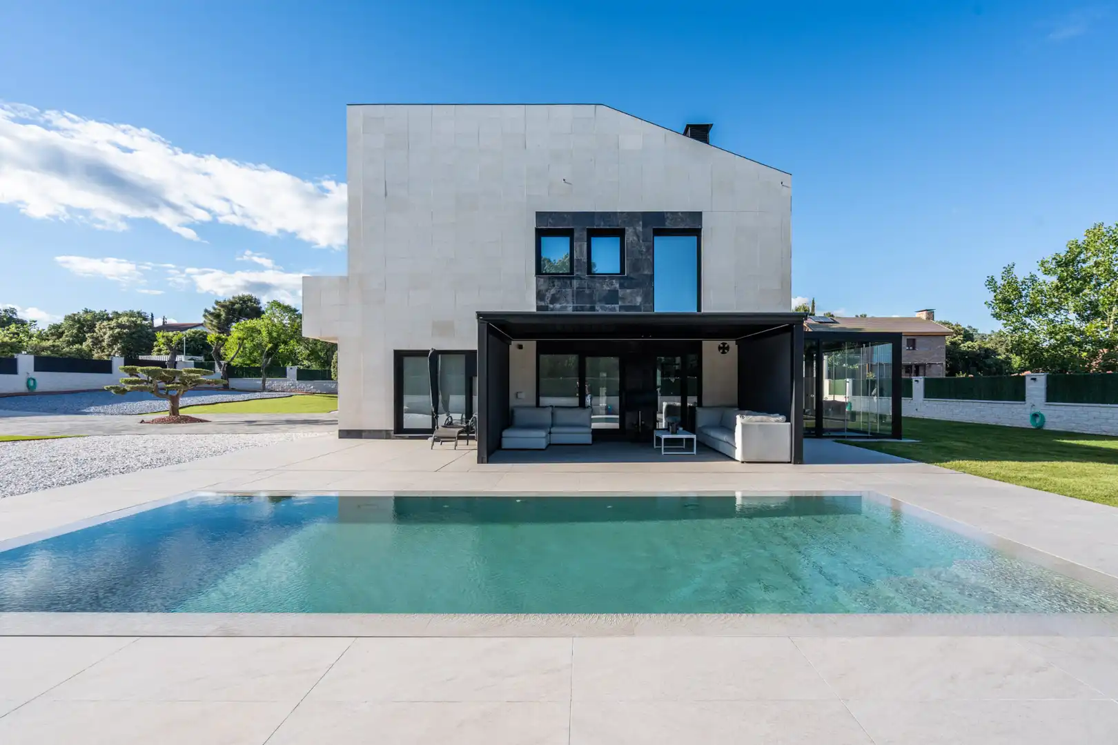 Exterior view of Houses for sale in Colmenarejo  with Air Conditioner, Heating and Private garden