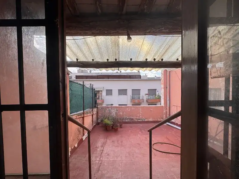 Haus mit Terrasse zum Verkauf in Carrer del Sis D'Octubre de 1869 102, imagen 7
