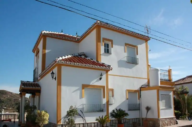 Casa con terrazza in vendita a Torrox Pueblo