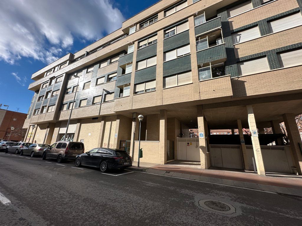 Wohnung zum Verkauf in Calle Paula Montalt, Portillejo - Valdegastea