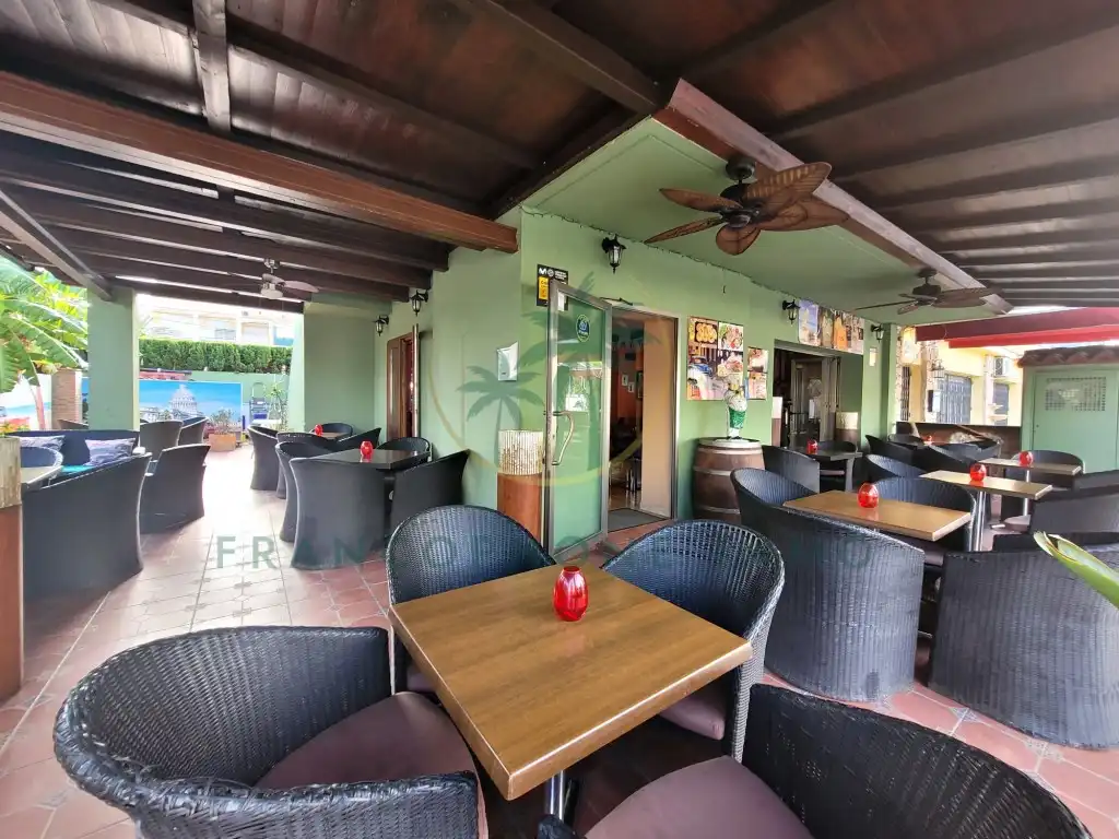 Locale commerciale in vendita a Carrer Rap 3, imagen 2
