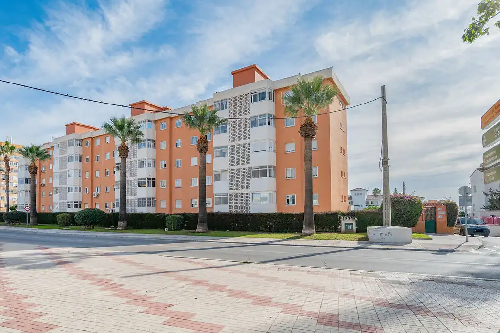 Außenansicht von Wohnung zum Verkauf in Torremolinos mit Schwimmbad