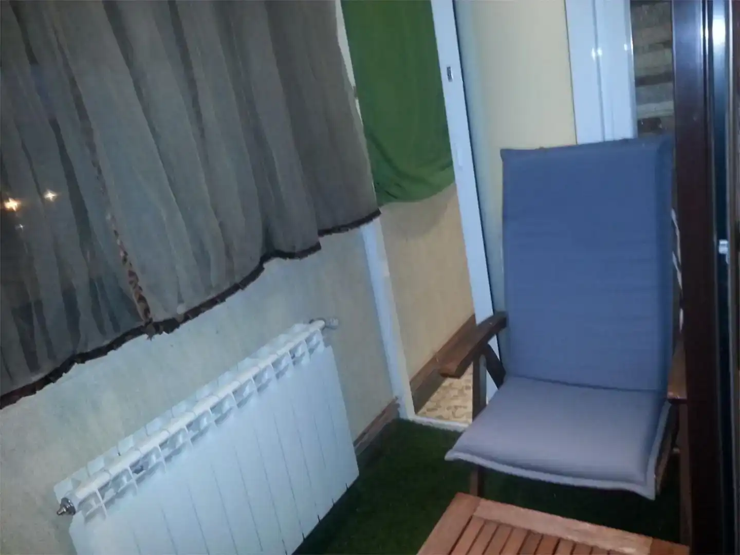 Habitación de Dúplex para compartir en Valladolid con Aire acondicionado, Jardín privado y Parquet