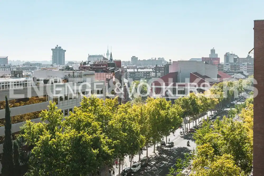 Außenansicht von Wohnung zur Miete in Madrid mit Klimaanlage und Heizung