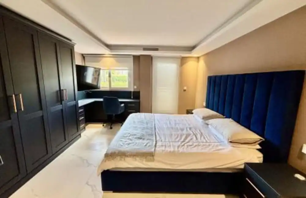 Dormitori de Apartament de lloguer en Marbella amb Aire condicionat, Calefacció i Terrassa
