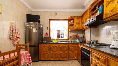 Foto 5 de Casa adosada en venta en Calle Numancia, Vecindario - El Doctoral - Cruce de Sardina, Santa Lucía de Tirajana
