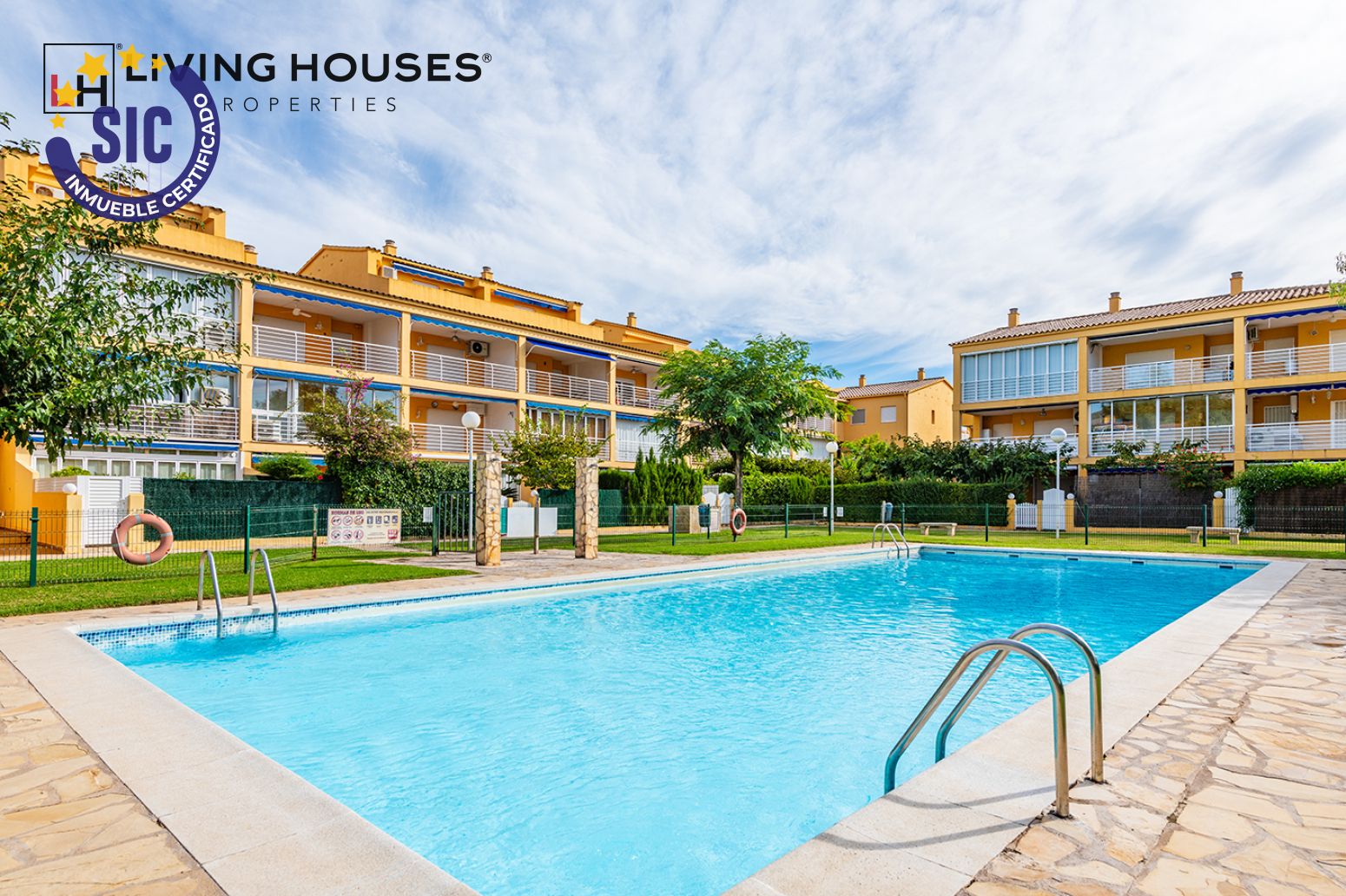 Vista exterior de Piso en venta en Oropesa del Mar / Orpesa con Aire acondicionado, Jardín privado y Terraza