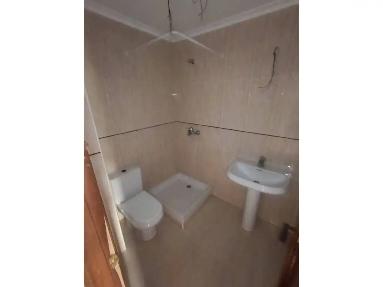 Bany de Pis en venda en Hazas de Cesto amb Calefacció i Terrassa