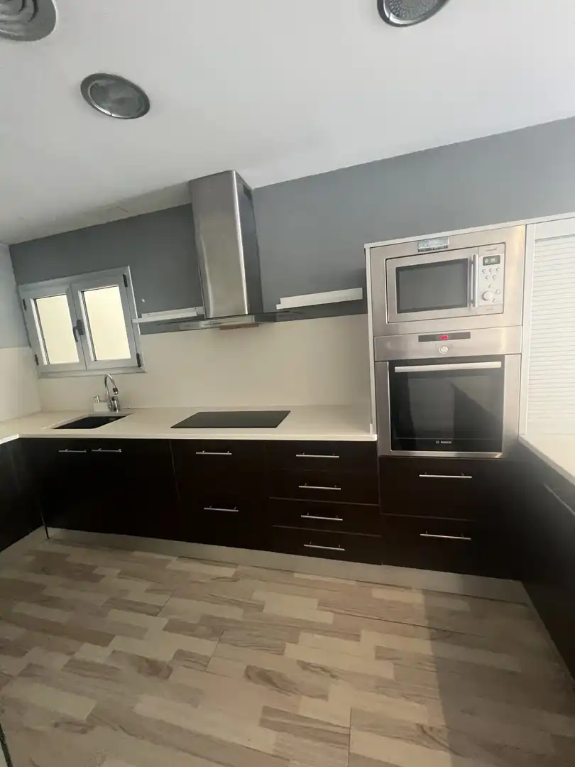 Wohnung zur Miete in JULI GARRETA, Eixample Nord