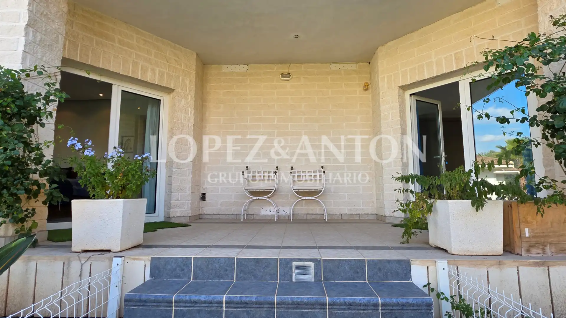 Terrace of Houses for sale in L'Eliana  with Air Conditioner, Private garden and Terrace
