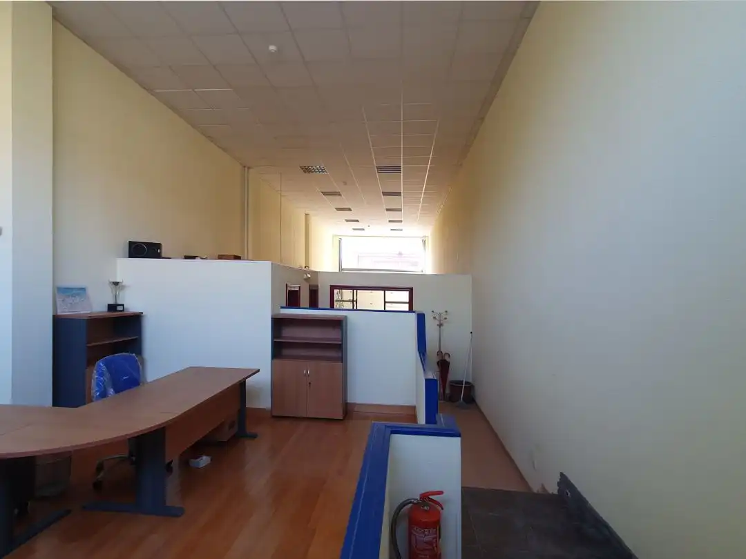 Local en venta en Santander con Parquet, Amueblado y Alarma