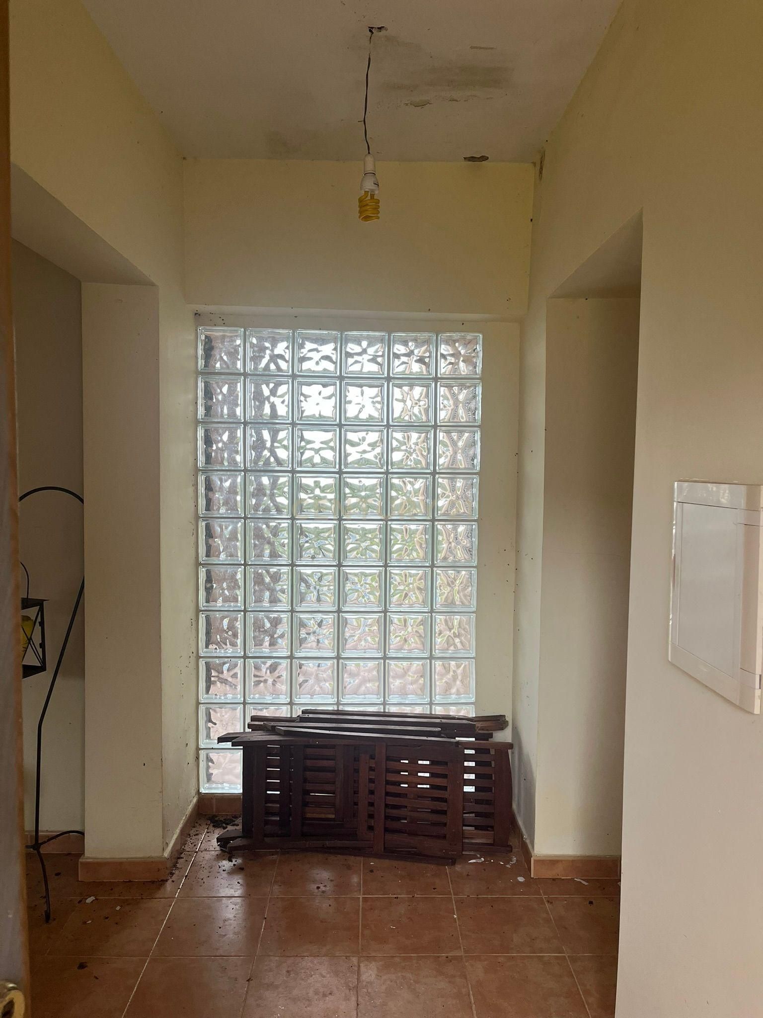 Vista exterior de Apartament en venda en Cáceres Capital amb Jardí privat i Piscina