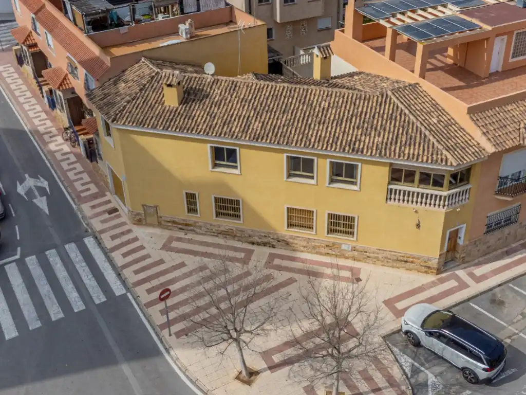 Houses for sale in Avenida Xixona, 28, Campello Playa