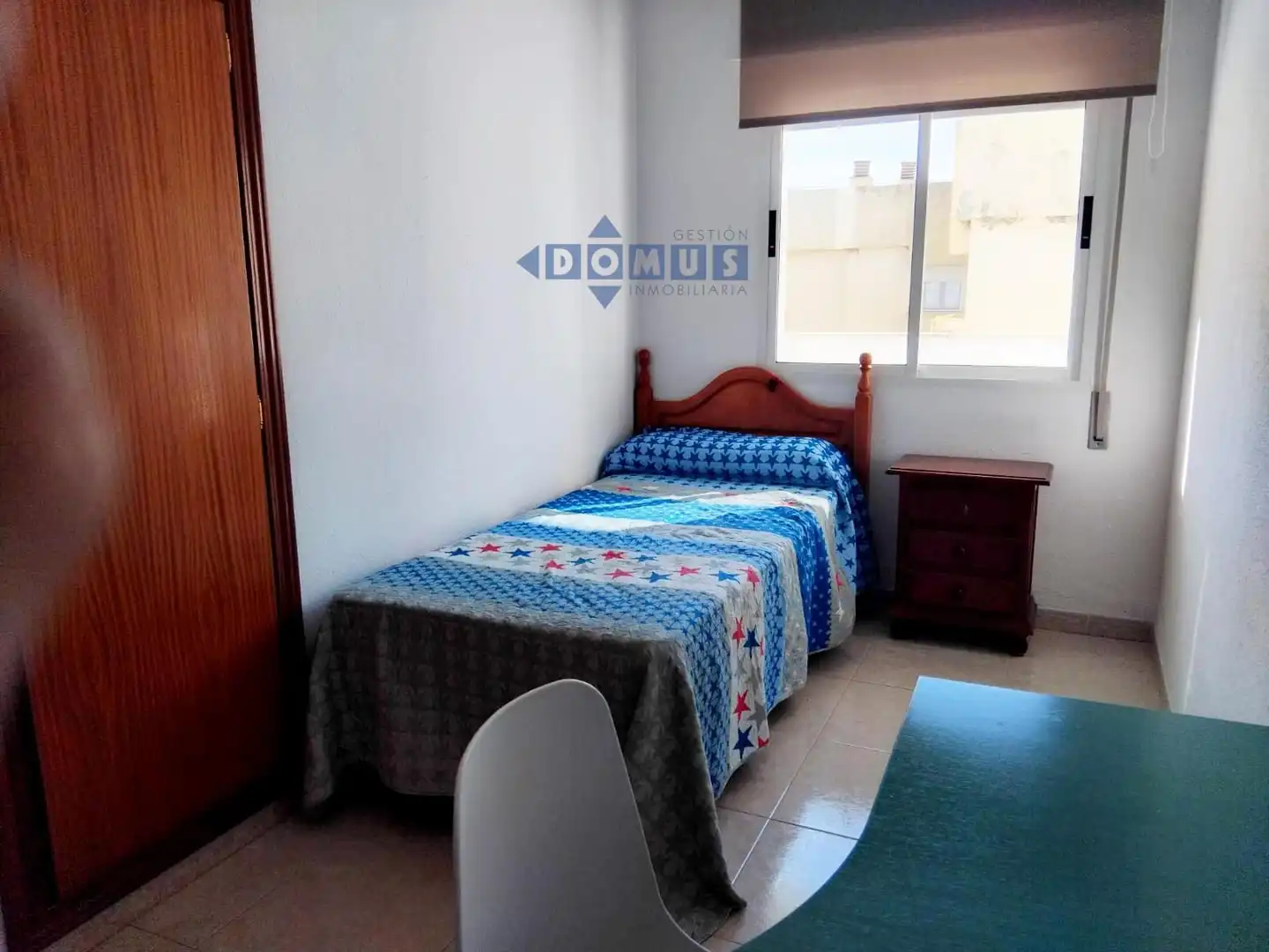 Habitación de Piso de alquiler en Ronda con Aire acondicionado, Terraza y Amueblado