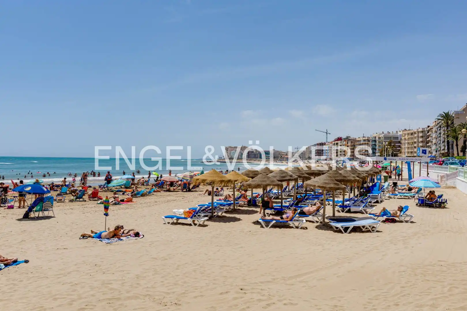Außenansicht von Wohnung zum Verkauf in Torrevieja mit Klimaanlage, Heizung und Terrasse