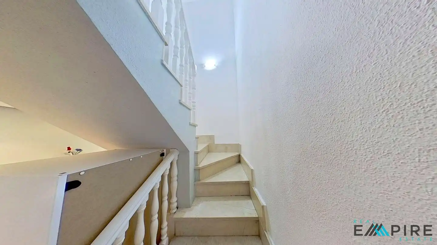 Dúplex en venta en Parla con Aire acondicionado, Calefacción y Terraza
