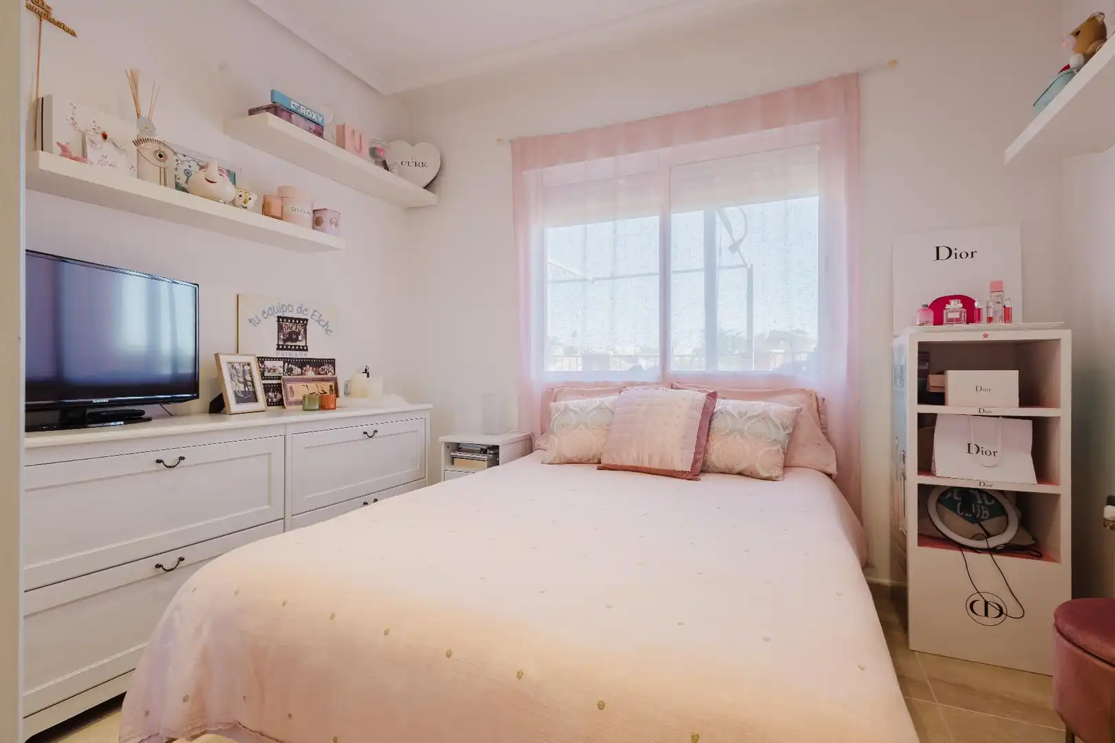 Habitación de Casa o chalet en venta en Torrevieja con Terraza, Piscina y Amueblado