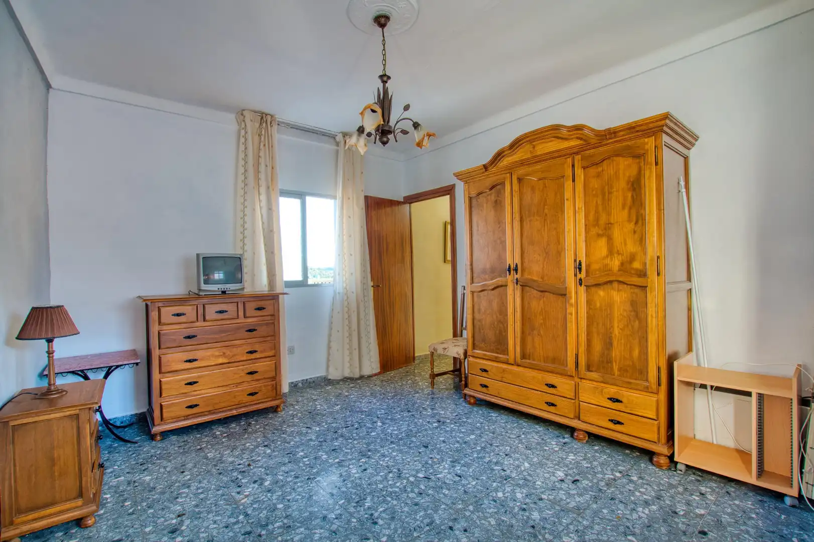 Habitación de Casa adosada en venta en Benamargosa