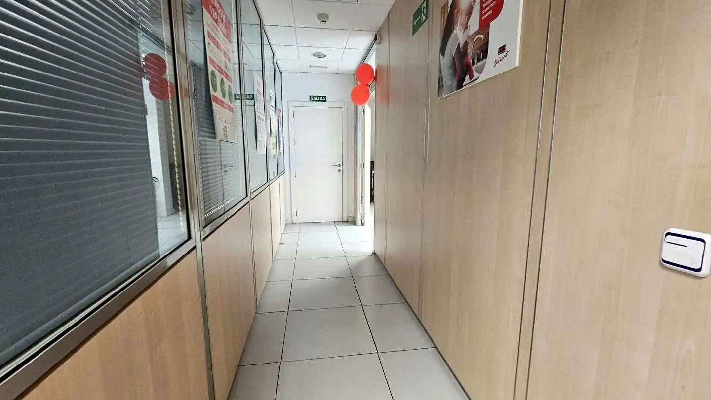 Bureau avec ascenseur à louer à Trópico, imagen 4