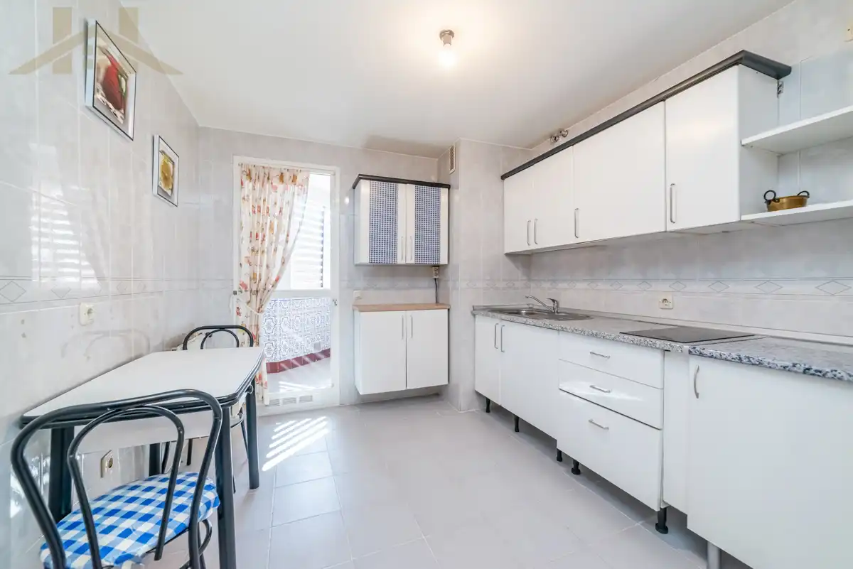 Cocina de Piso en venta en Torrejón de Ardoz con Aire acondicionado, Jardín privado y Trastero
