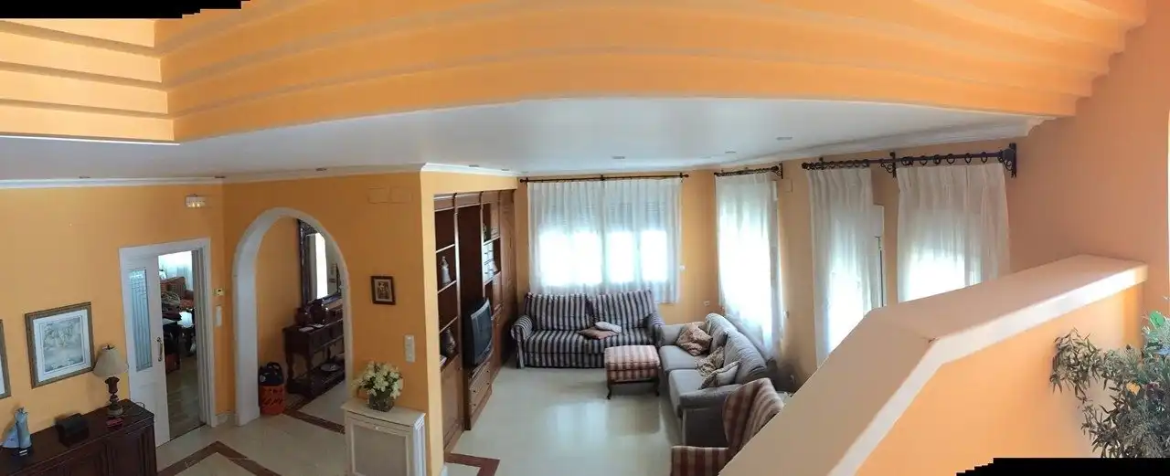 Sala d'estar de Casa o xalet en venda en Elche / Elx amb Jardí privat, Terrassa i Piscina