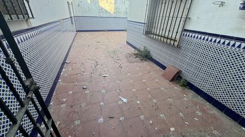 Foto 4 de Casa adosada en venda a Calle Calle Real Utrera, 55, Centro - Doña Mercedes, Dos Hermanas