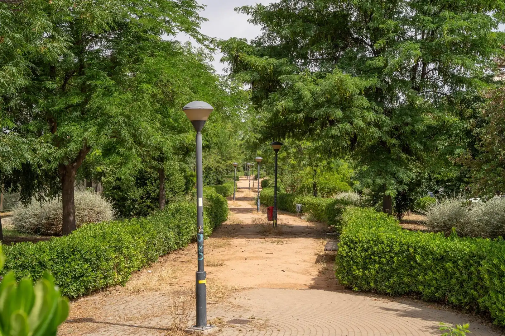 Exterior view of Flat for sale in Granada  with Air Conditioner, Heating and Terrace