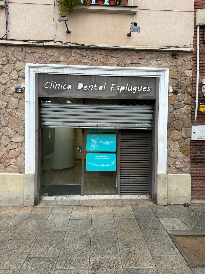 Local de lloguer a Carrer d'Àngel Guimerà, 12, El Centre