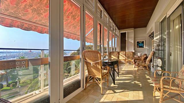 Piso en Venta en Ensanche - Diputación