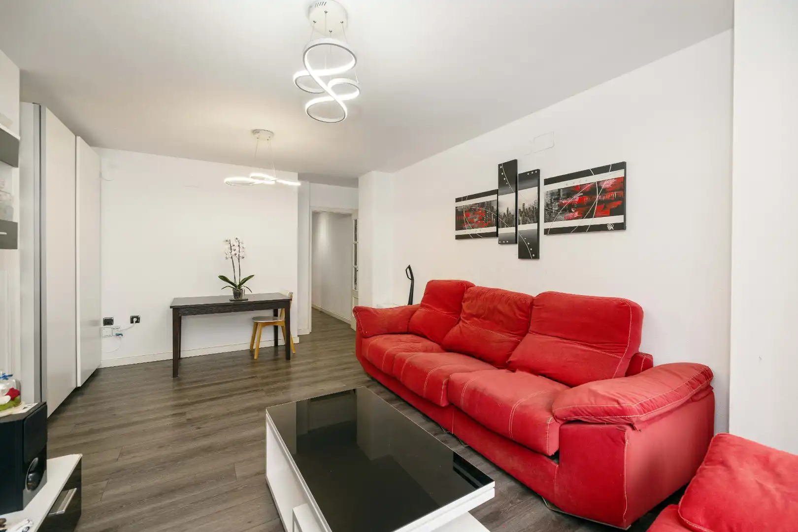 Living room of Flat for sale in Málaga  with Air Conditioner, Furnished and Balcony