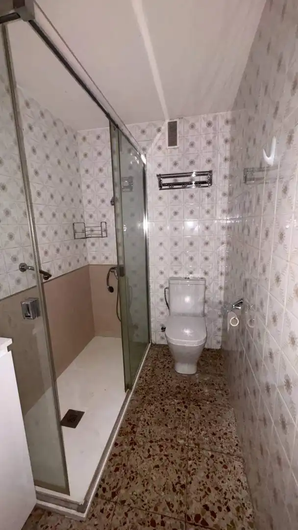 Baño de Piso en venta en León Capital  con Terraza