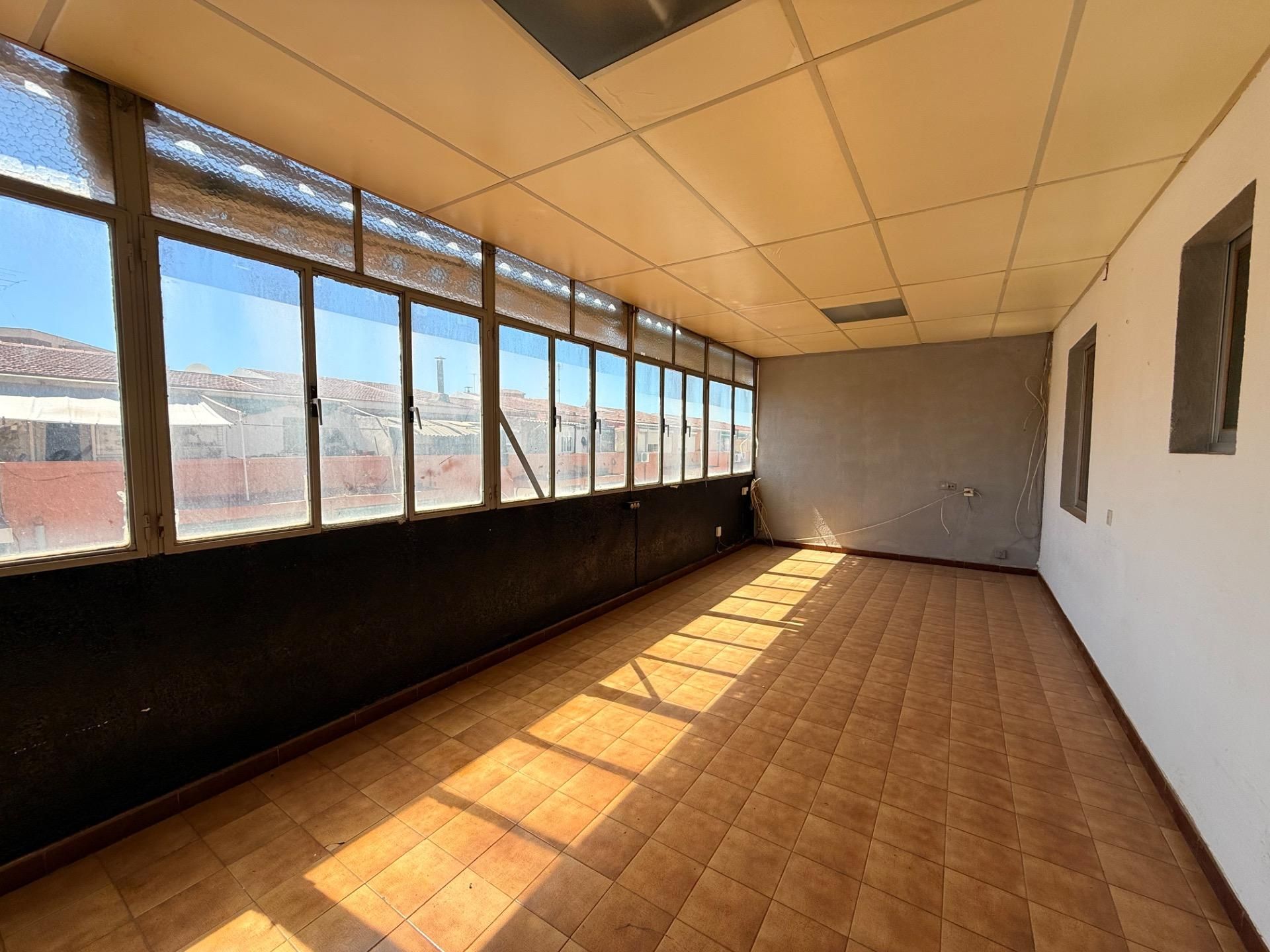Apartament en venda en Alicante / Alacant amb Terrassa i Balcó