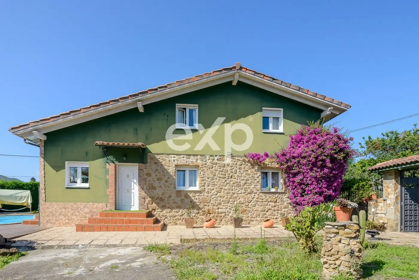 Exterior view of Houses for sale in Langreo  with Heating, Private garden and Swimming Pool
