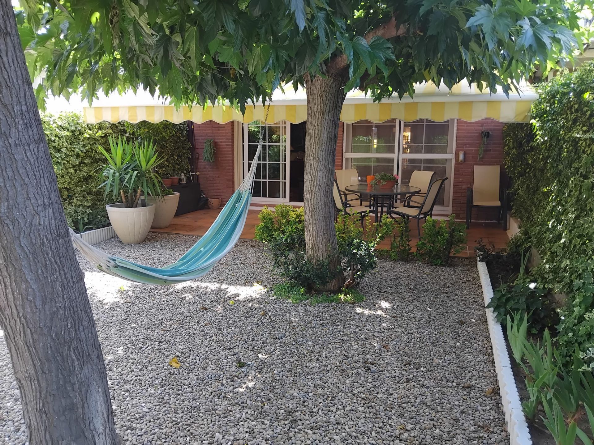 Terrassa de Casa o xalet en venda en Sant Llorenç d'Hortons amb Aire condicionat, Calefacció i Jardí privat