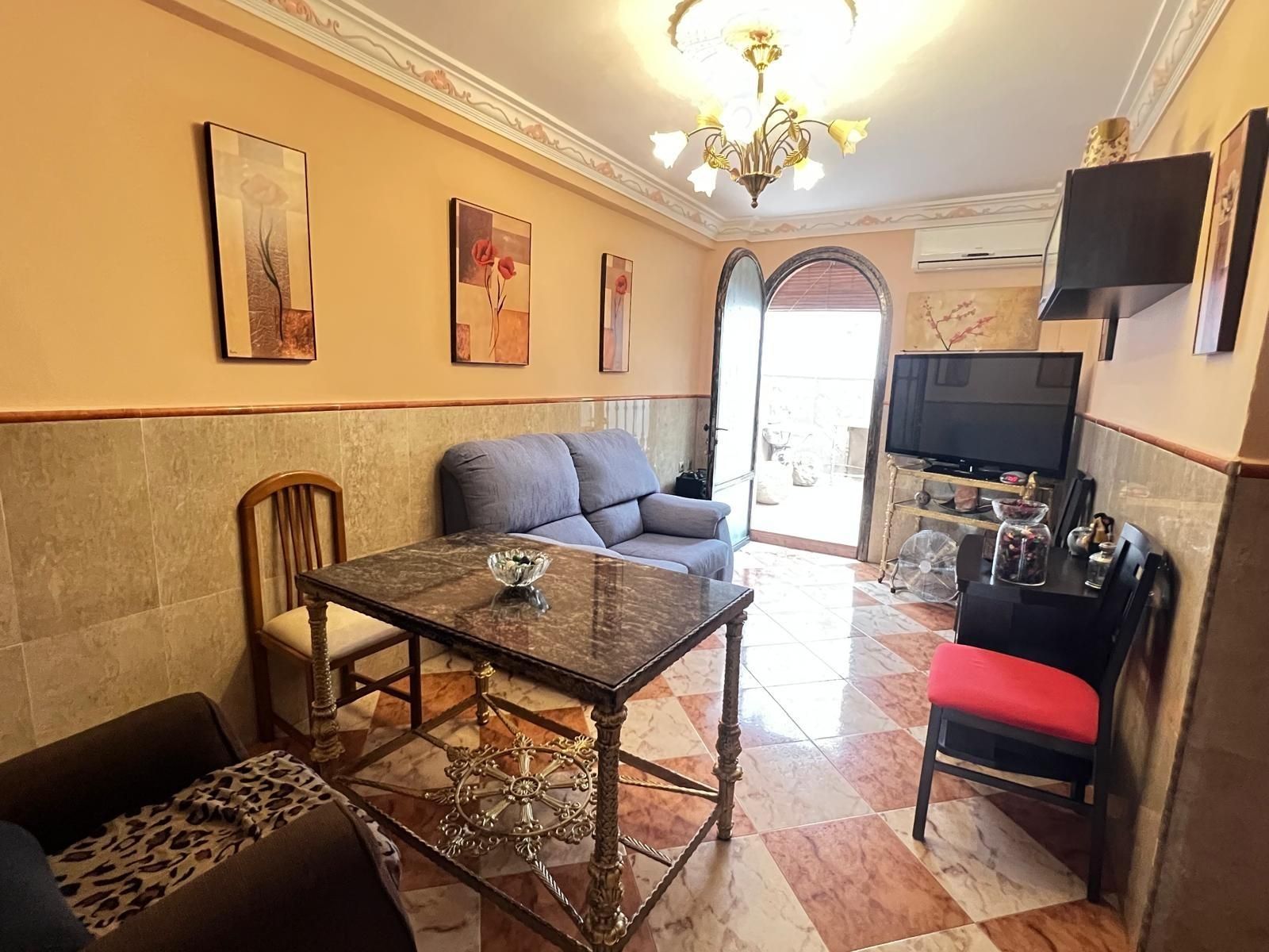 Sala d'estar de Casa o xalet en venda en Antequera amb Terrassa, Traster i Balcó