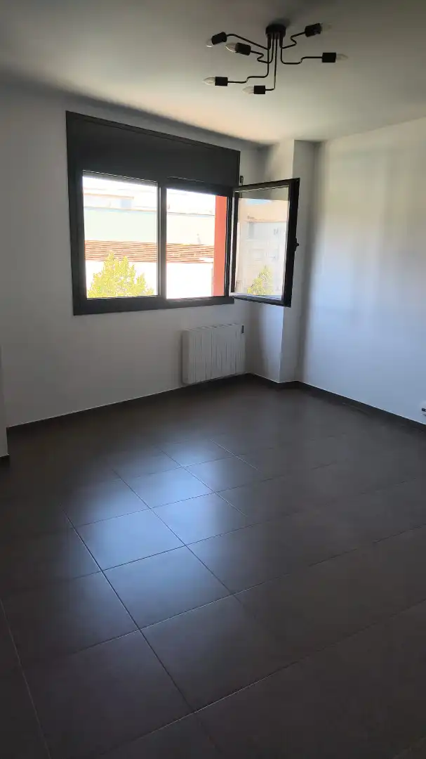 Habitación de Piso de alquiler en Vilanova del Camí con Calefacción, Trastero y Horno