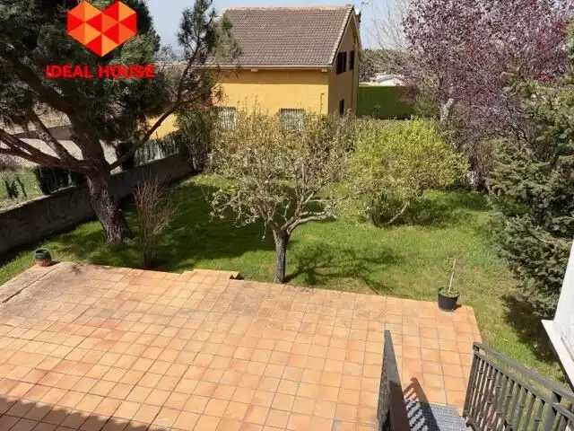 Jardín de Casa o chalet en venta en Segovia con Calefacción, Terraza y Balcón