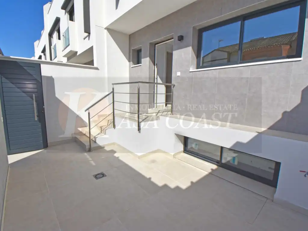 Terrace of Detached homes for sale in Mijas  with Air Conditioner and Terrace